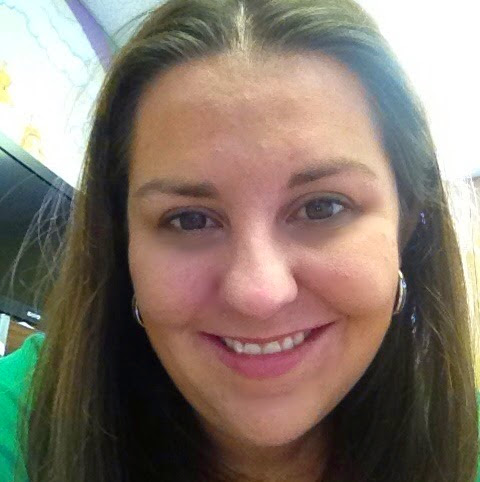 Danielle Hewitt Photo 7