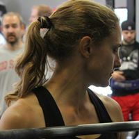 Laura Newcomer Photo 4