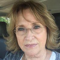 Joyce Christiansen Photo 7