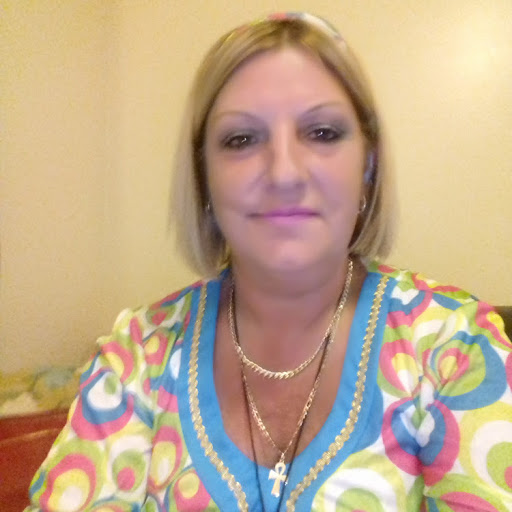 Donna Ward Photo 14