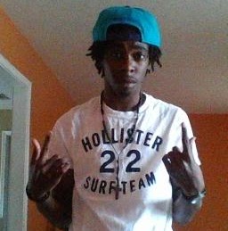 Marcus Holmes Photo 10