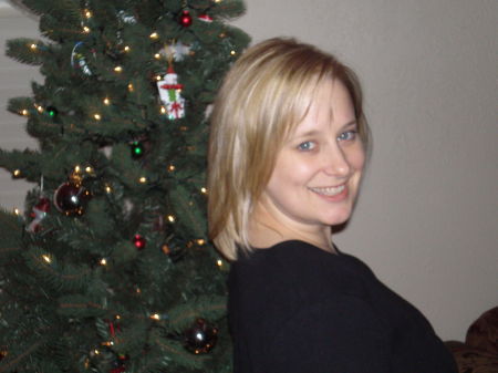 Mona Thomas Photo 12
