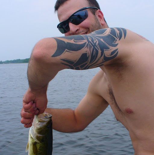 Aaron Peters Photo 34