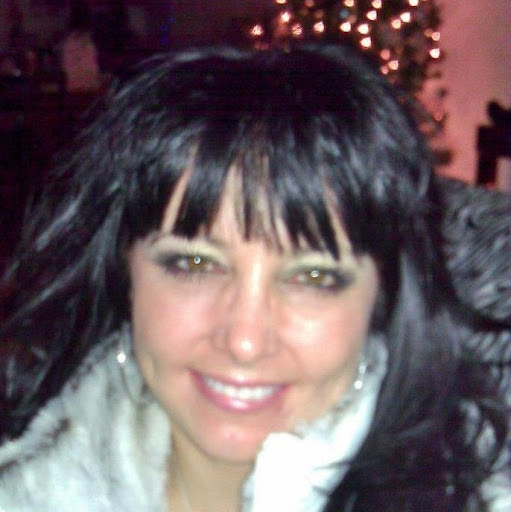 Angela Kelley Photo 16