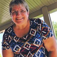 Christine Whelan Photo 40