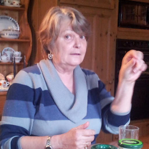 Sandra Chestnutt Photo 3