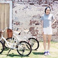 Lillian Chang Photo 26