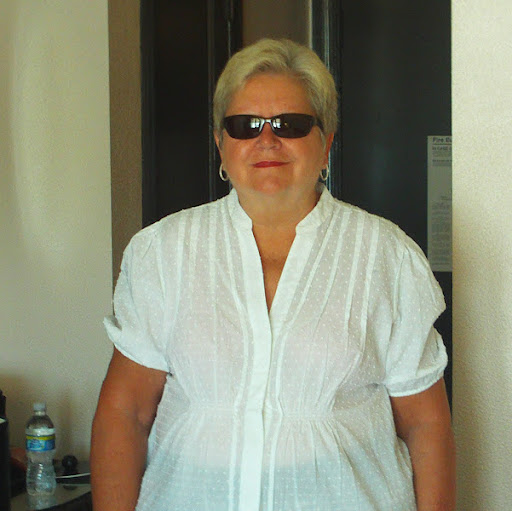 Diane Hudson Photo 26