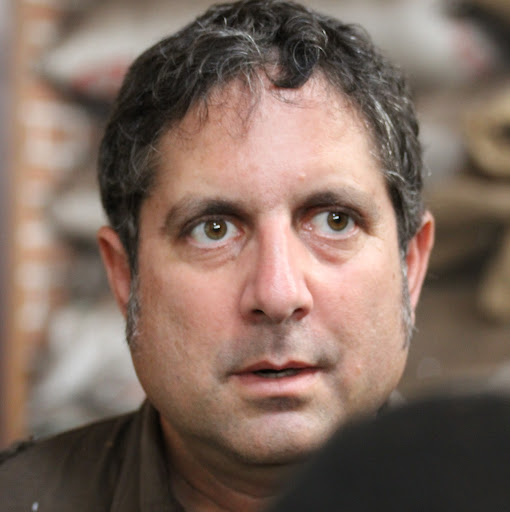 Robert Levitt Photo 42
