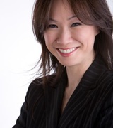 Lily Lee Photo 1