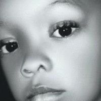 Renea Robinson Photo 8