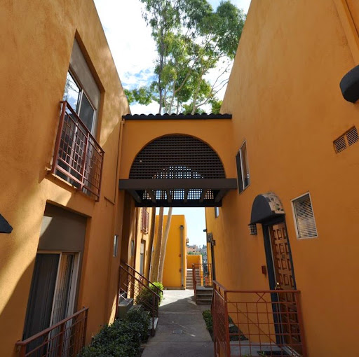 Philip Webb Photo 15