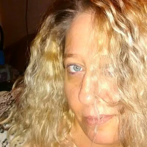 Sandra Hartmann Photo 30