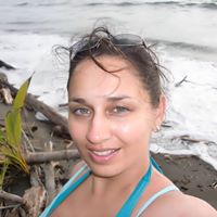 Andrea Aguilar Photo 40