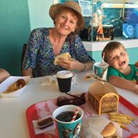 Suzanne Davison Photo 19