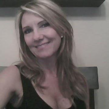 Julie Vance Photo 33