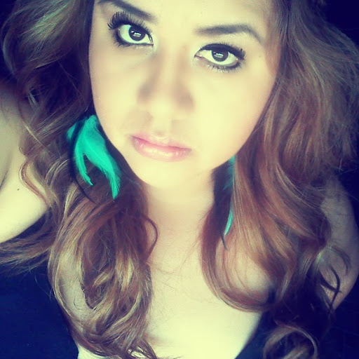 Connie Ruiz Photo 13