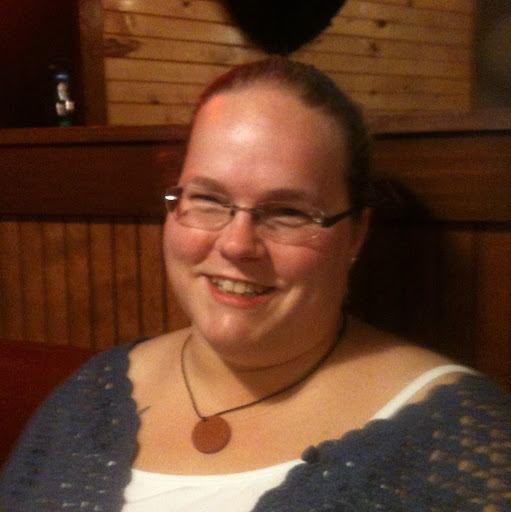 Heidi Daugherty Photo 21