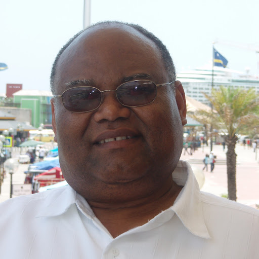 Robert Toussaint Photo 25