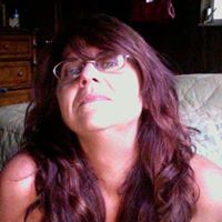 Stephanie Reaves Photo 35