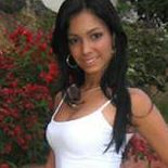 Lucia Robles Photo 25