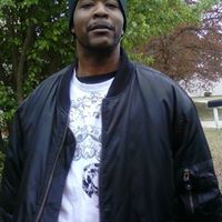 Derrick Glover Photo 18