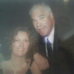 Barbara Hardin Photo 27