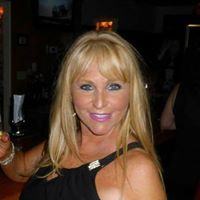 Laura Murry Photo 16