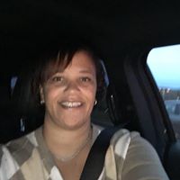 Toni Henderson Photo 30