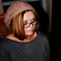 Laura Stowers Photo 8