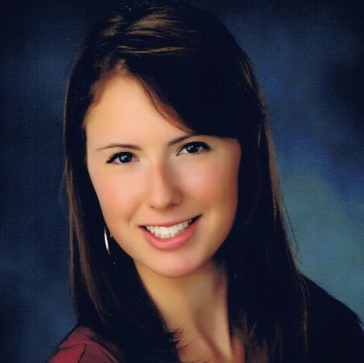 Danielle Paulson Photo 25
