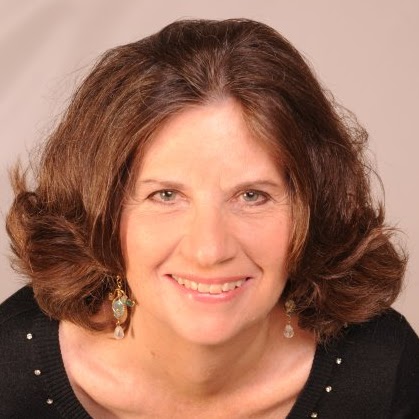 Ruth Cox Photo 27