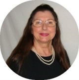 Joyce Davis Photo 8