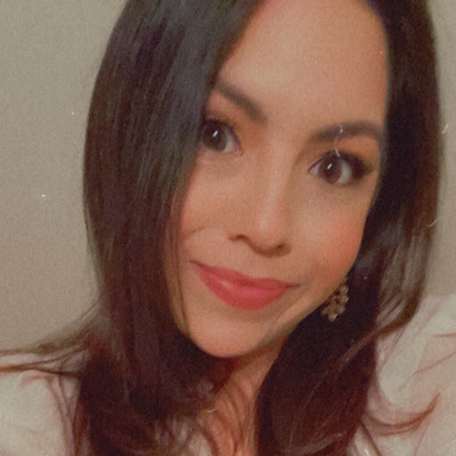 Helen Perez Photo 6