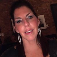 Julia Whitney Photo 4