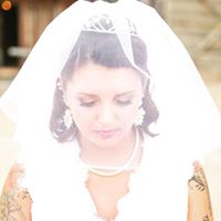 Rebecca Holland Photo 23