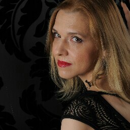 Sandra Seifert Photo 31