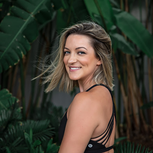 Chelsea Roberts Photo 31