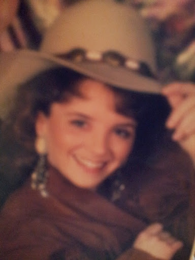 Cynthia Ogle Photo 13