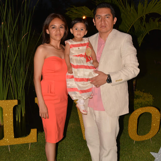 Giovanni Robles Photo 11