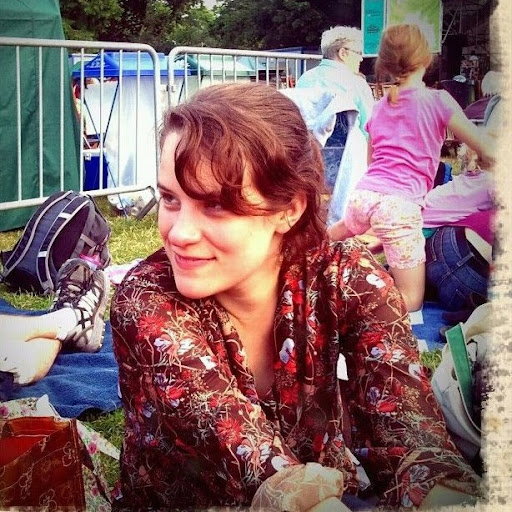 Sara Edwards Photo 29