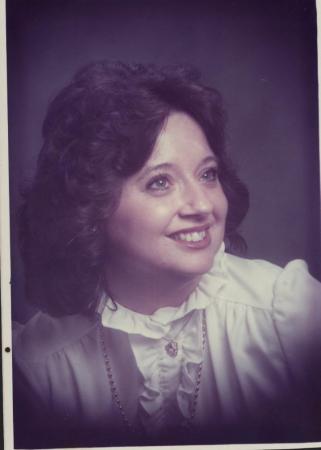 Patricia Hartman Photo 14