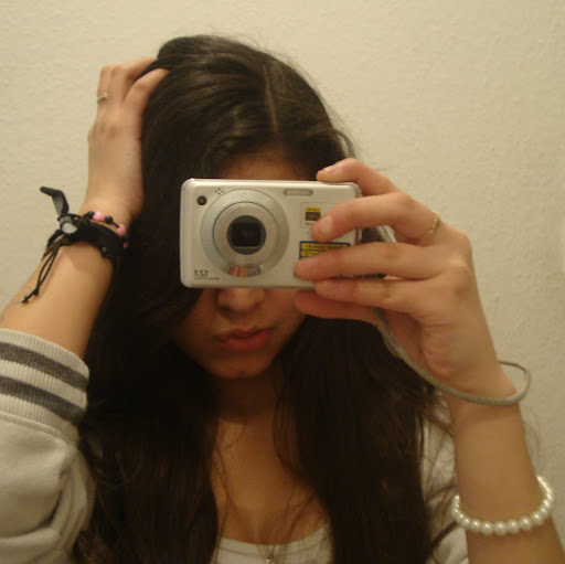 Kimberly Vargas Photo 16