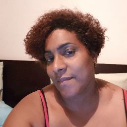 Lucinda Silva Photo 25