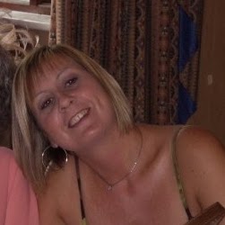 Sandra Knowles Photo 23
