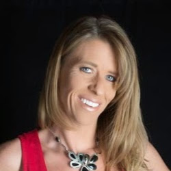 Carrie Roberts Photo 12
