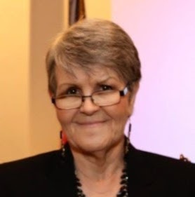 Elaine Johnson Photo 31