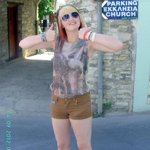 Shelley Morgan Photo 12