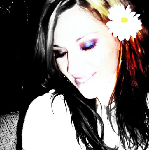 Tiffany Salas Photo 29