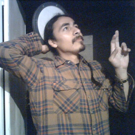 Efrain Rojas Photo 32